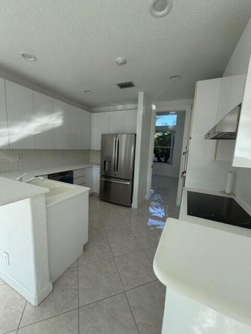 2690 Oakmont, Weston, FL 33332