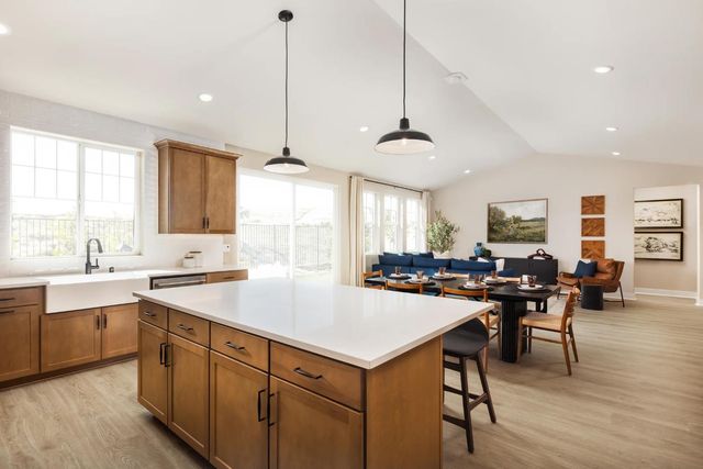 7998 Cottonwood Dr, Friant, CA 93626