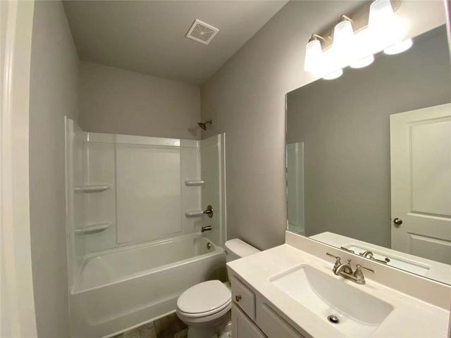 1754 Holman Forest Court, Hoschton, GA 30548