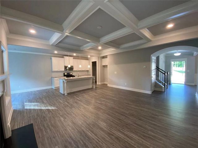 1754 Holman Forest Court, Hoschton, GA 30548