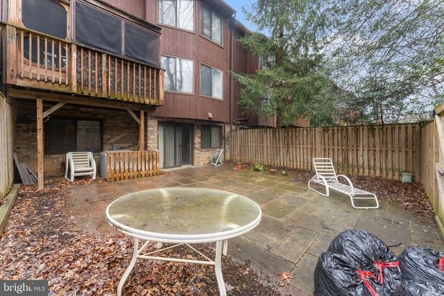 11611 CLUBHOUSE CT, Reston, VA 20190