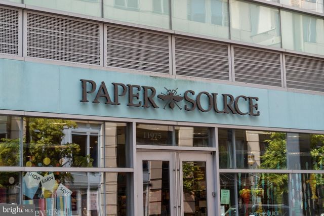 11611 CLUBHOUSE CT, Reston, VA 20190