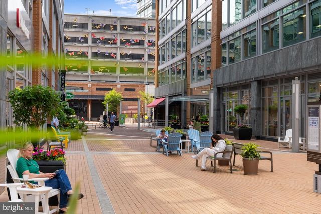 11611 CLUBHOUSE CT, Reston, VA 20190