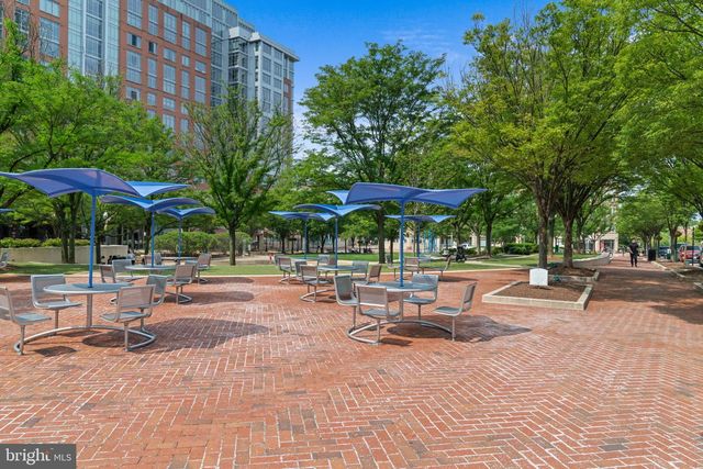 11611 CLUBHOUSE CT, Reston, VA 20190