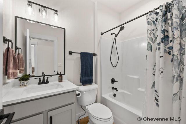 5124 SULLIVAN ST, Cheyenne, WY 82009