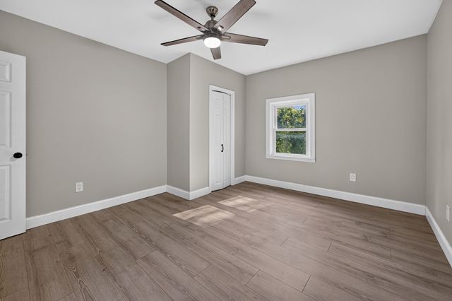 9 Highland St, Boylston, MA 01505