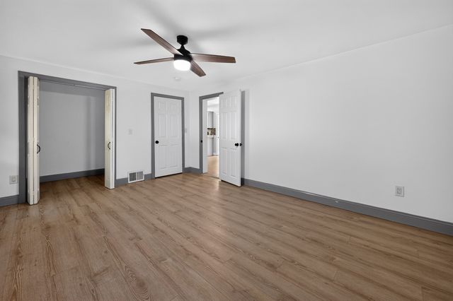 9 Highland St, Boylston, MA 01505