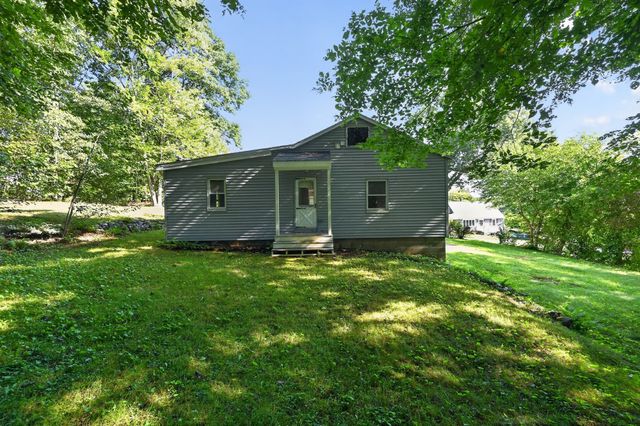 9 Highland St, Boylston, MA 01505
