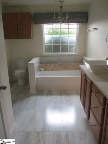205 Fairhaven Drive, Greer, SC 29651