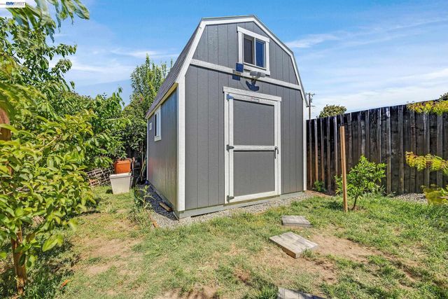 30532 Carroll Ave, Hayward, CA 94544