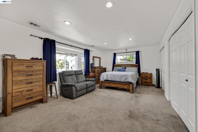 30532 Carroll Ave, Hayward, CA 94544