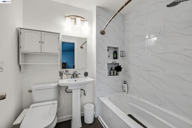 30532 Carroll Ave, Hayward, CA 94544