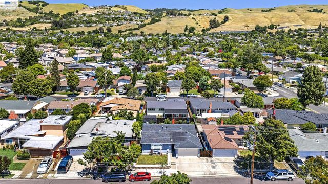 30532 Carroll Ave, Hayward, CA 94544