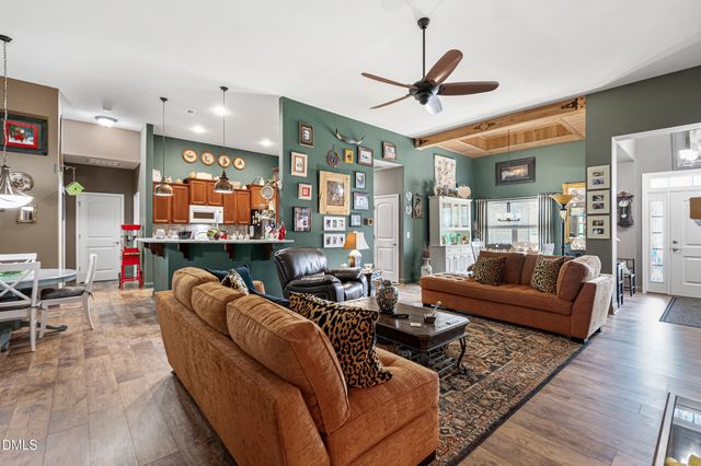 44 Drake Drive, Benson, NC 27504