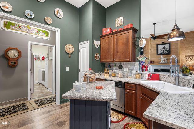 44 Drake Drive, Benson, NC 27504