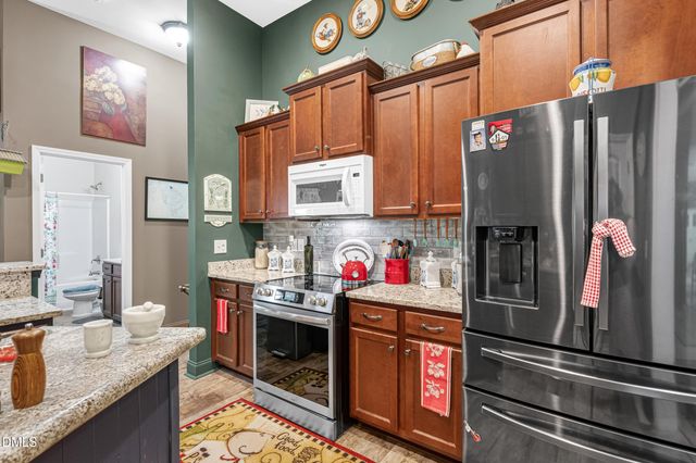 44 Drake Drive, Benson, NC 27504