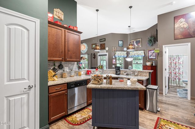 44 Drake Drive, Benson, NC 27504