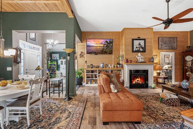 44 Drake Drive, Benson, NC 27504