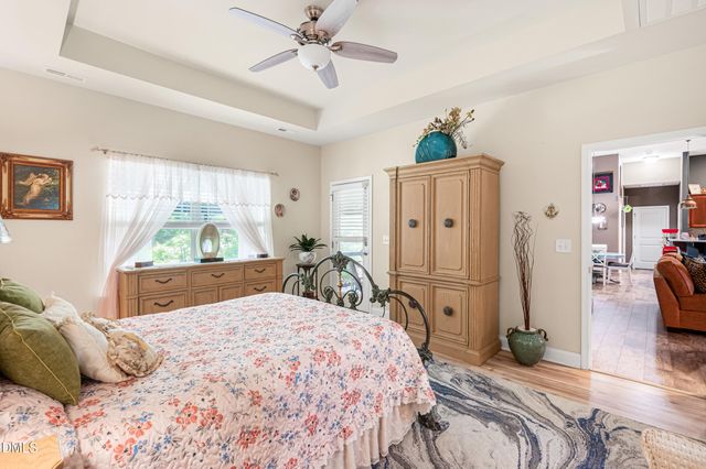 44 Drake Drive, Benson, NC 27504