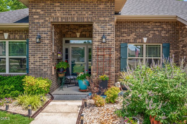 44 Drake Drive, Benson, NC 27504