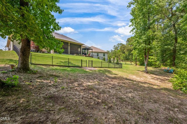 44 Drake Drive, Benson, NC 27504