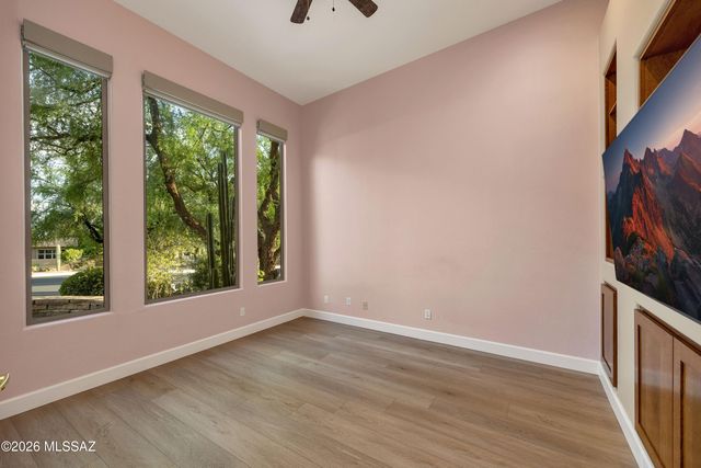 6881 E Desert Wind Court, Tucson, AZ 85750