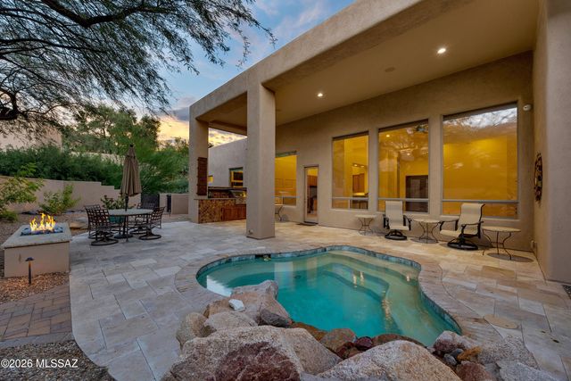 6881 E Desert Wind Court, Tucson, AZ 85750