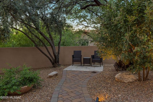 6881 E Desert Wind Court, Tucson, AZ 85750