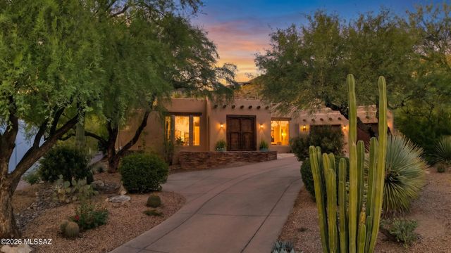 6881 E Desert Wind Court, Tucson, AZ 85750