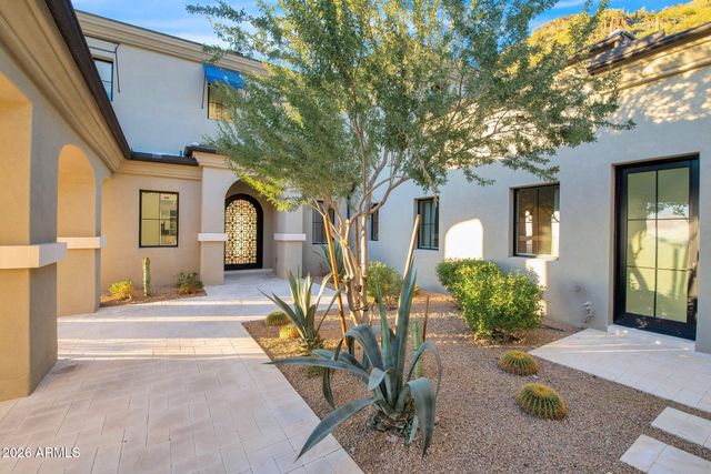 11450 E Hideaway Lane, Scottsdale, AZ 85255