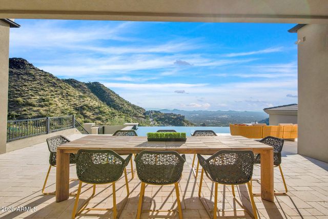 11450 E Hideaway Lane, Scottsdale, AZ 85255