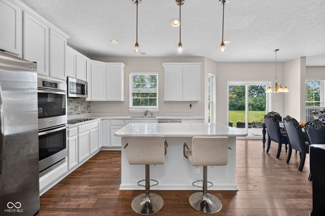 8819 Castleblaney Drive, Brownsburg, IN 46112