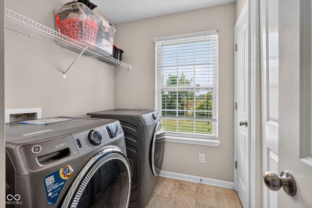 8819 Castleblaney Drive, Brownsburg, IN 46112