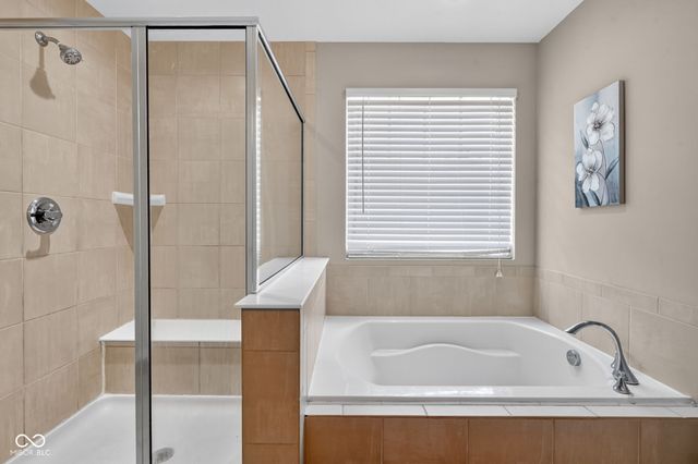 8819 Castleblaney Drive, Brownsburg, IN 46112