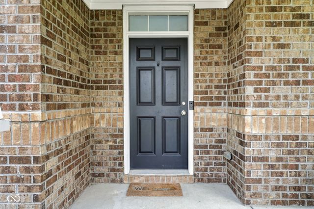8819 Castleblaney Drive, Brownsburg, IN 46112