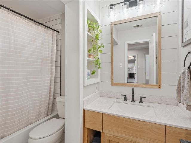 525 Becky Lane, Waxahachie, TX 75165