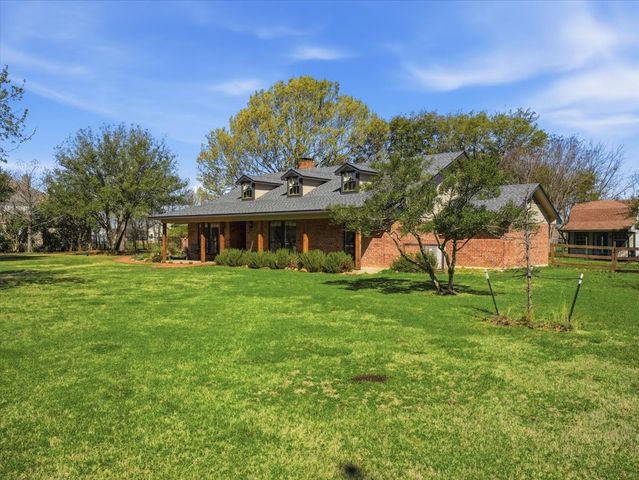525 Becky Lane, Waxahachie, TX 75165