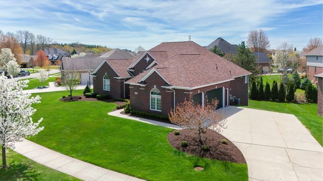 7412 N Georgetowne Road, Washington Twp, MI 48095