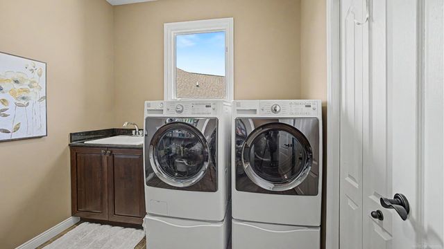 7412 N Georgetowne Road, Washington Twp, MI 48095