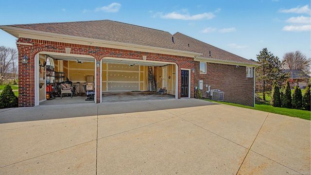 7412 N Georgetowne Road, Washington Twp, MI 48095