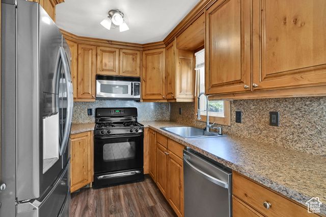 2863 W 5725 S, Roy, UT 84067