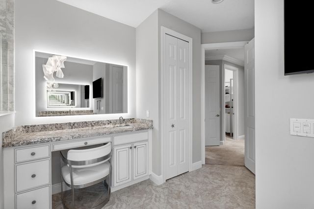 12140 Aviles Circle, Palm Beach Gardens, FL 33418