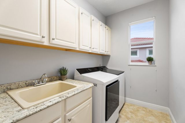 12140 Aviles Circle, Palm Beach Gardens, FL 33418