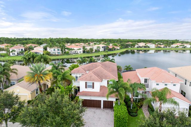 12140 Aviles Circle, Palm Beach Gardens, FL 33418