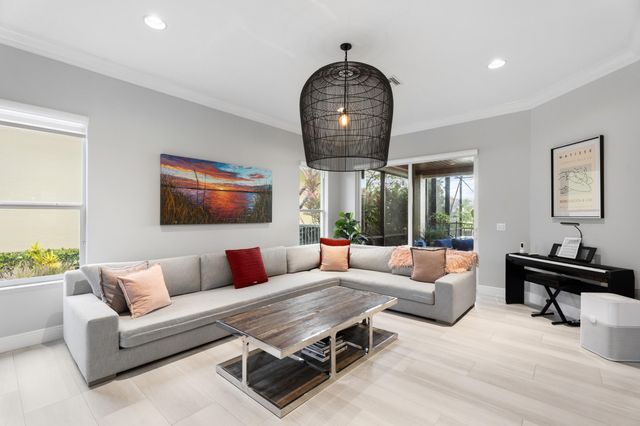 12140 Aviles Circle, Palm Beach Gardens, FL 33418
