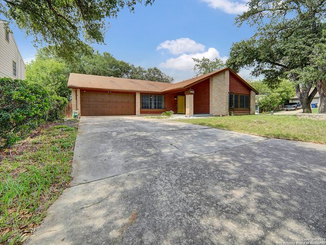 6149 Cloudy Ridge, San Antonio, TX 78247