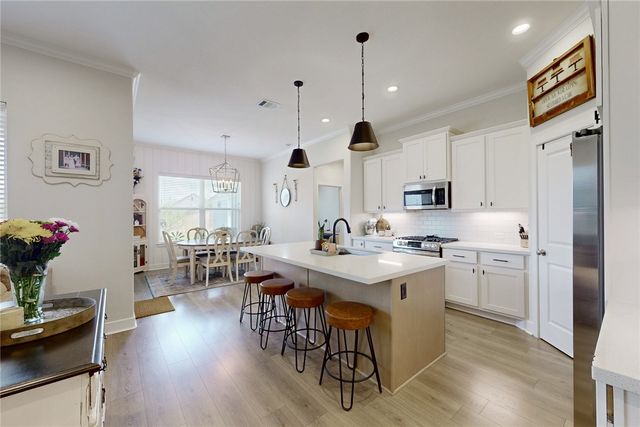 3230 Arundala Way, Bryan, TX 77808