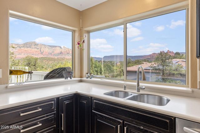 190 ROLLING HILLS Road, Sedona, AZ 86336