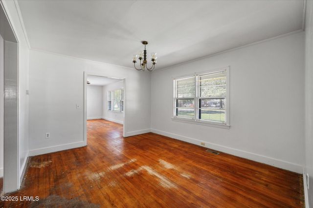 105 Pinewood Street, Walterboro, SC 29488