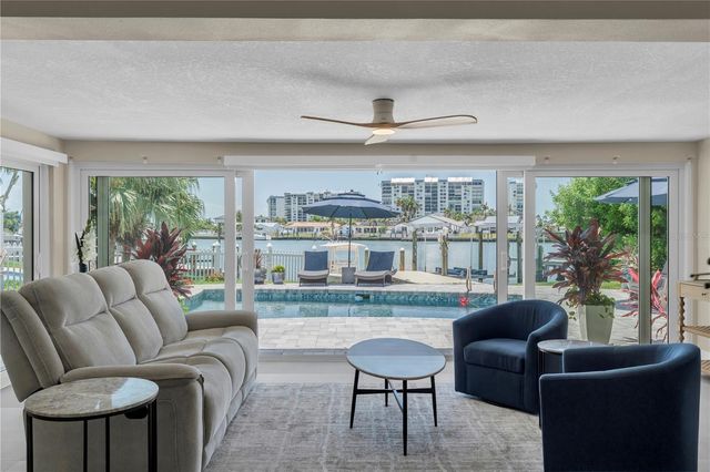 24 MARINA TERRACE, Treasure Island, FL 33706